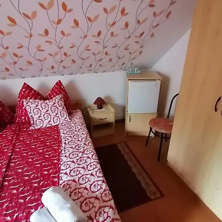 Bed & Breakfast Joos Sárvár